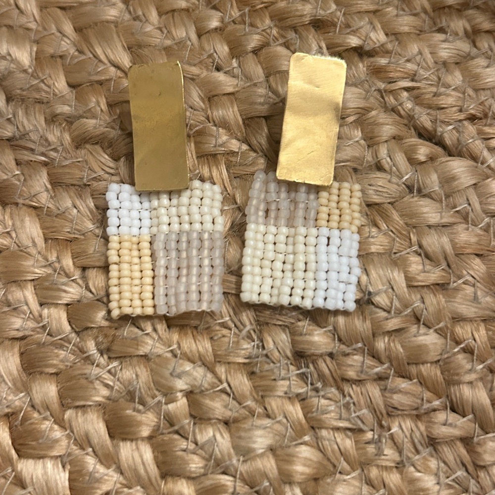NWT - 14K Gold Earrings - never worn